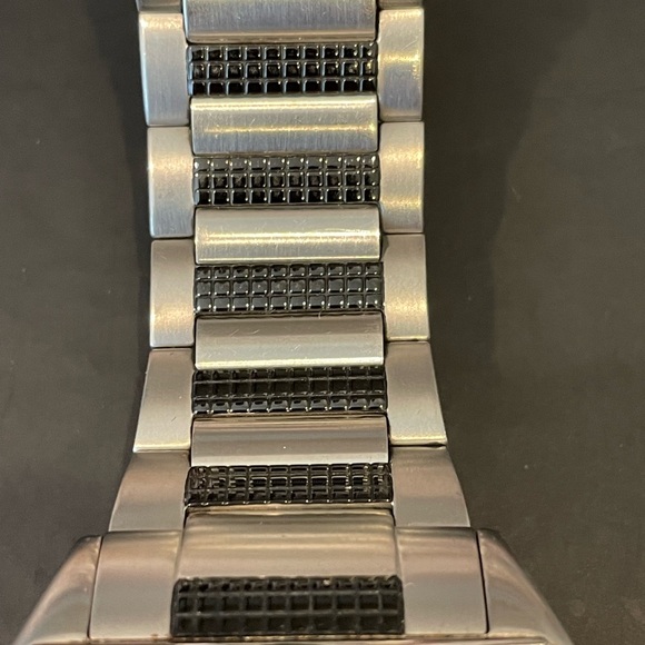 Harley-Davidson Bulova Silver and Black Chronograph Watch - Picture 5 of 5